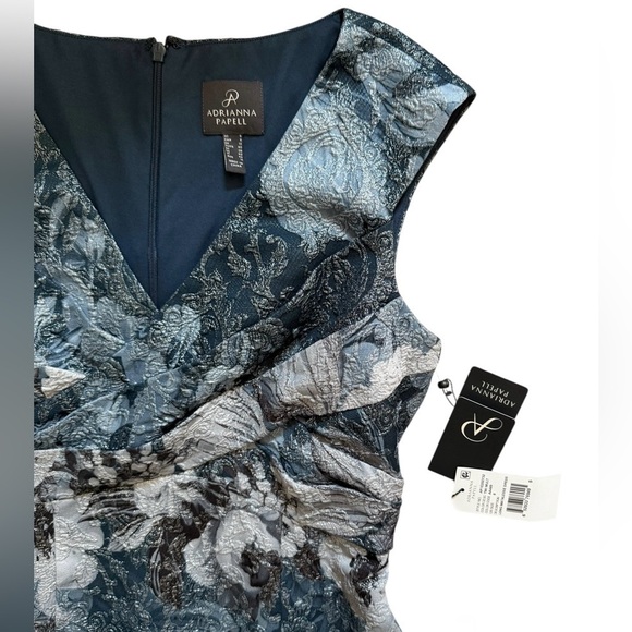 NWT Adrianna Papell Lilliana Floral Brocade Gown Size 8 Twilight Multi - Picture 3 of 8